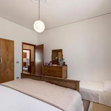 La Maison De Mely With Garden アパート *