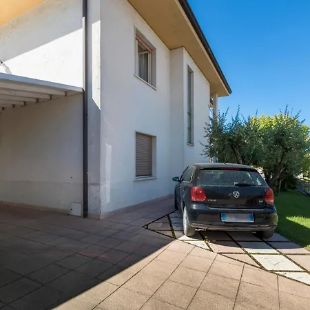 La Maison De Mely With Garden Apartment