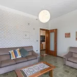 La Maison De Mely With Garden 아파트 산드라