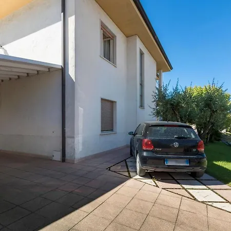 La Maison De Mely With Garden Διαμέρισμα *