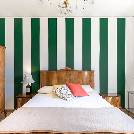 La Maison De Mely With Garden Lejlighed