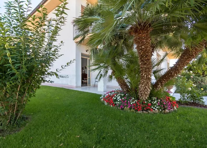 شقة La Maison De Mely With Garden *