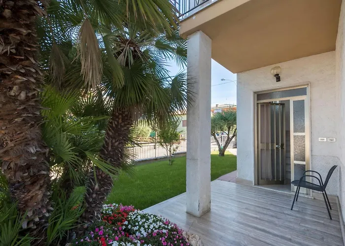 Apartment La Maison De Mely With Garden